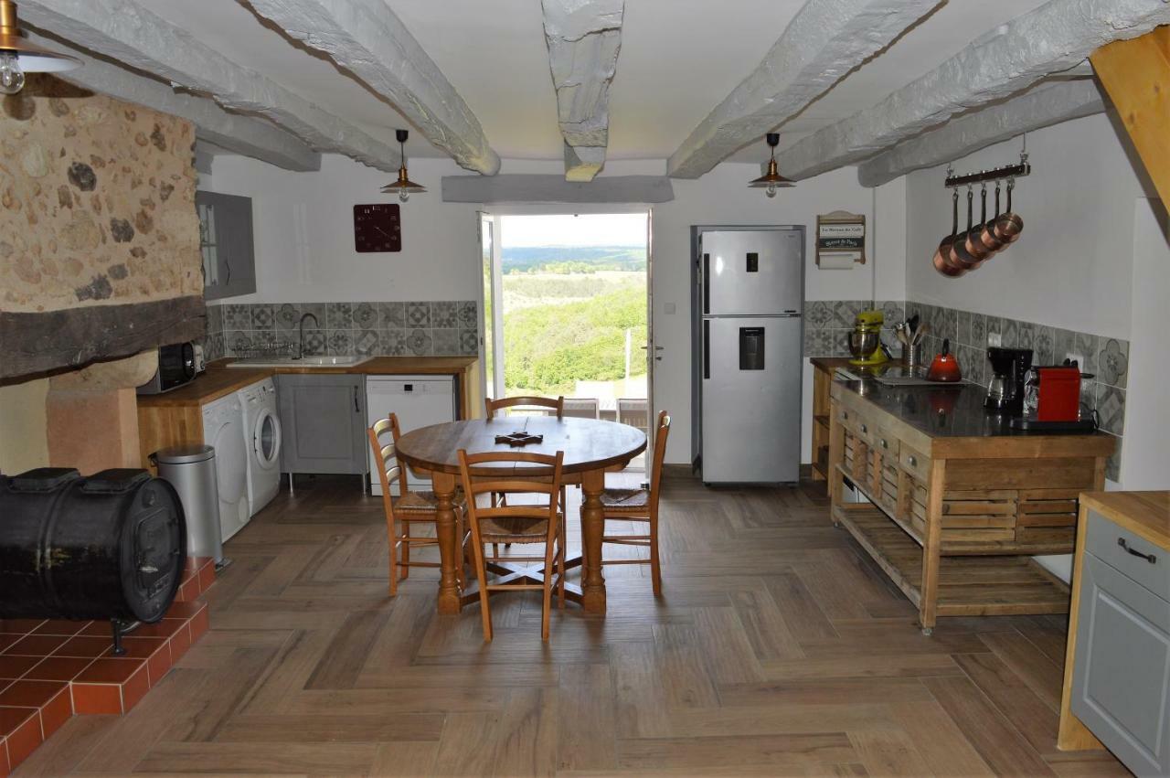 Aux Volets Bleus Chez Mark & Sylvie Rouffignac Saint-Cernin ภายนอก รูปภาพ